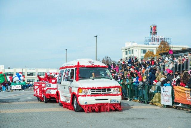 Dominion Christmas Parade 2016